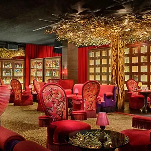The Vagabond Club, A Tribute Portfolio Singapore